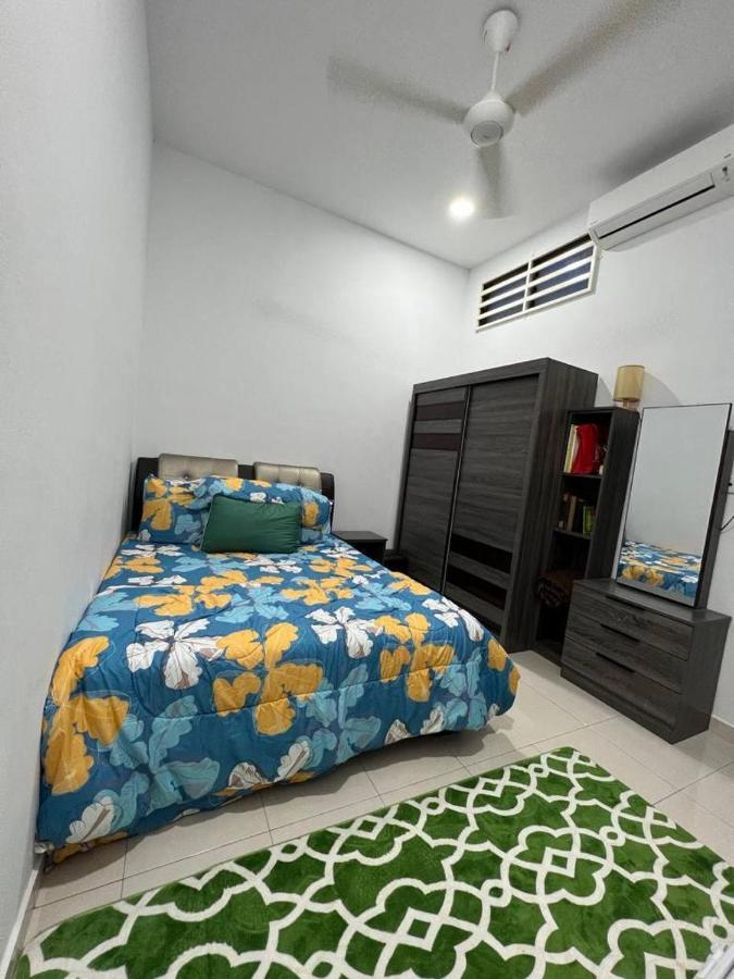 Homestay Kemaman Fyna06 Chukai Exterior foto